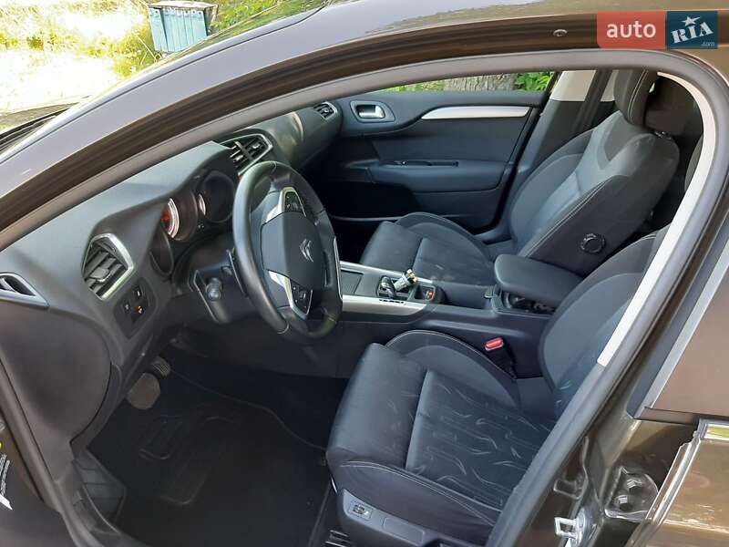 Хэтчбек Citroen C4 2014 в Борисполе