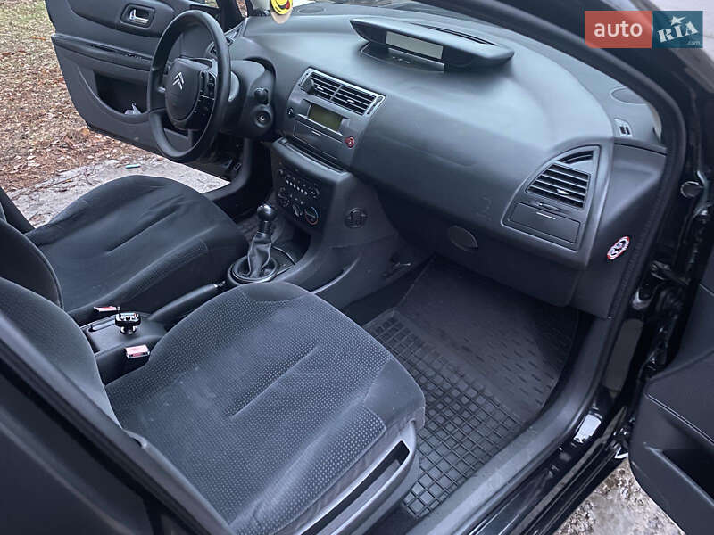 Хэтчбек Citroen C4 2009 в Прилуках фото 5 Хэтчбек Citroen C4 2009 в Прилуках