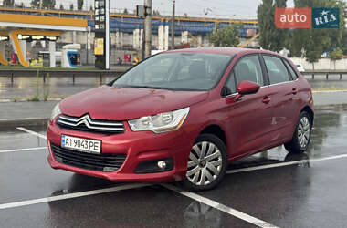 Хэтчбек Citroen C4 2012 в 