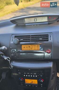 Хэтчбек Citroen C4 2007 в Коростене