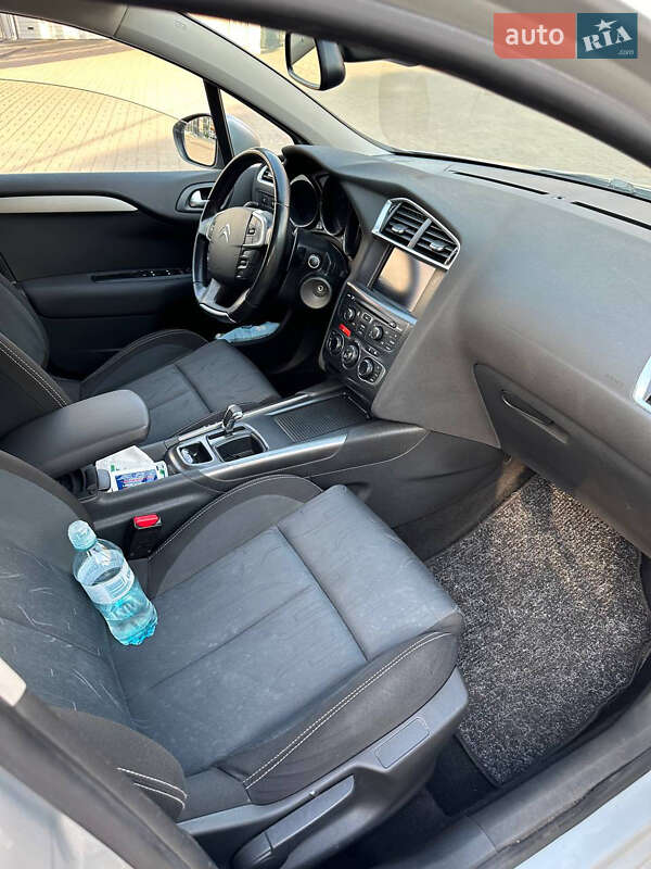 Хэтчбек Citroen C4 2011 в Луцке