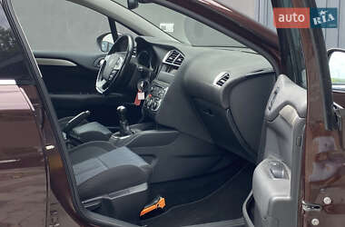 Хэтчбек Citroen C4 2011 в 