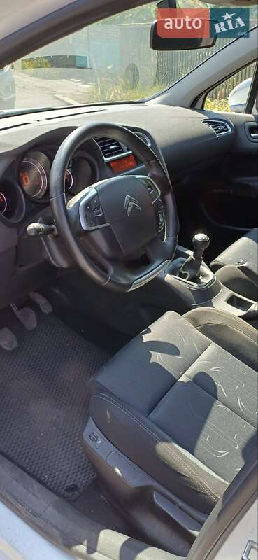 Хетчбек Citroen C4 2012 в Вільнянську