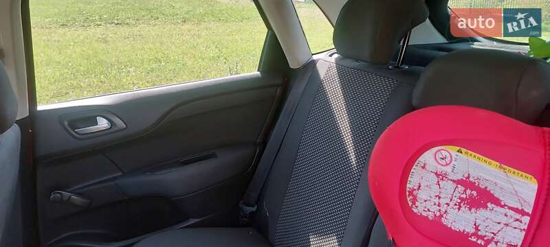 Хэтчбек Citroen C4 2012 в Бережанах