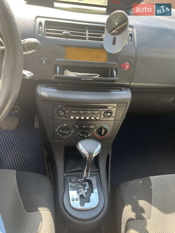 Хэтчбек Citroen C4 2008 в Пирятине