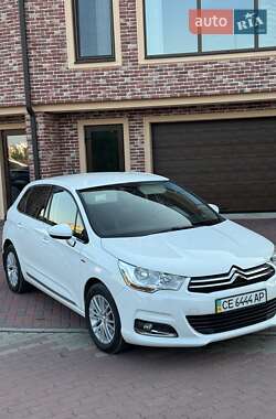 Хэтчбек Citroen C4 2012 в 