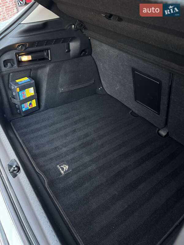 Хэтчбек Citroen C4 2012 в Черновцах фото 13 Хэтчбек Citroen C4 2012 в Черновцах