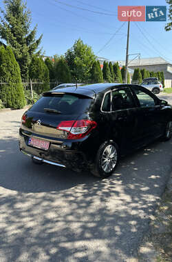 Хэтчбек Citroen C4 2012 в 