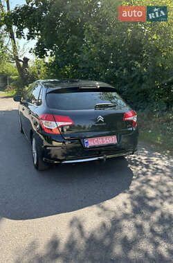 Хэтчбек Citroen C4 2012 в 