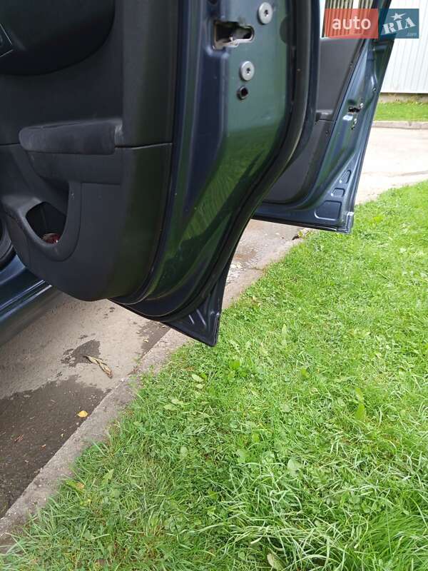 Хэтчбек Citroen C4 2007 в Кропивницком фото 15 Хэтчбек Citroen C4 2007 в Кропивницком