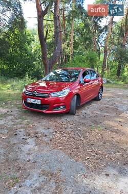 Хэтчбек Citroen C4 2017 в 