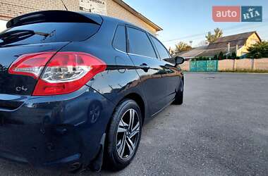 Хэтчбек Citroen C4 2012 в 