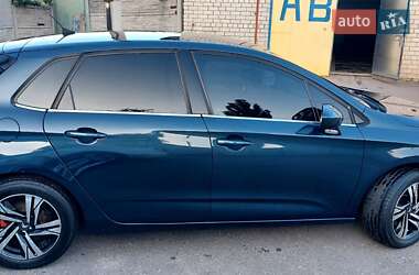 Хэтчбек Citroen C4 2012 в 
