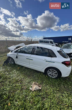 Хэтчбек Citroen C4 2016 в 