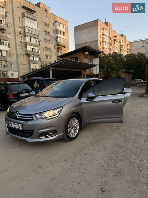 Хэтчбек Citroen C4 2017 в Кропивницком