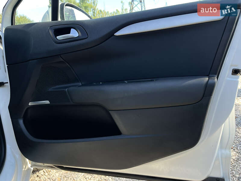 Хэтчбек Citroen C4 2012 в Харькове