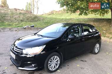 Хэтчбек Citroen C4 2013 в 