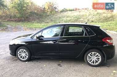Хэтчбек Citroen C4 2013 в 