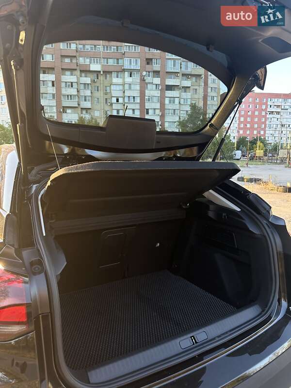 Хэтчбек Citroen C4 2021 в Запорожье