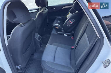 Хэтчбек Citroen C4 2011 в 
