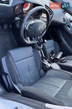 Хэтчбек Citroen C4 2011 в 