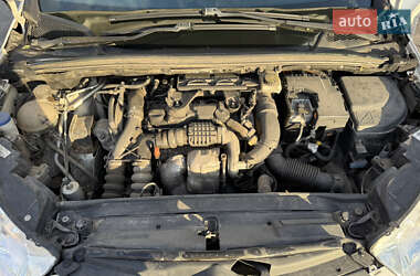 Хэтчбек Citroen C4 2014 в 