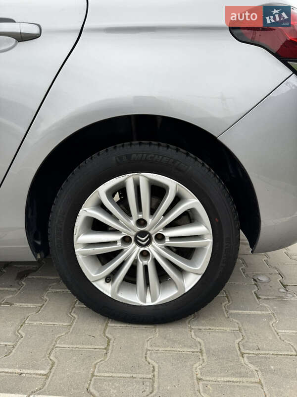 Хэтчбек Citroen C4 2016 в Тернополе