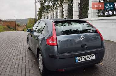 Хетчбек Citroen C4 2004 в  фото 18 Хетчбек Citroen C4 2004 в