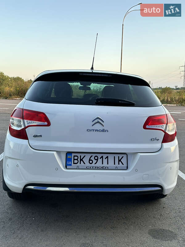 Хэтчбек Citroen C4 2012 в Ровно