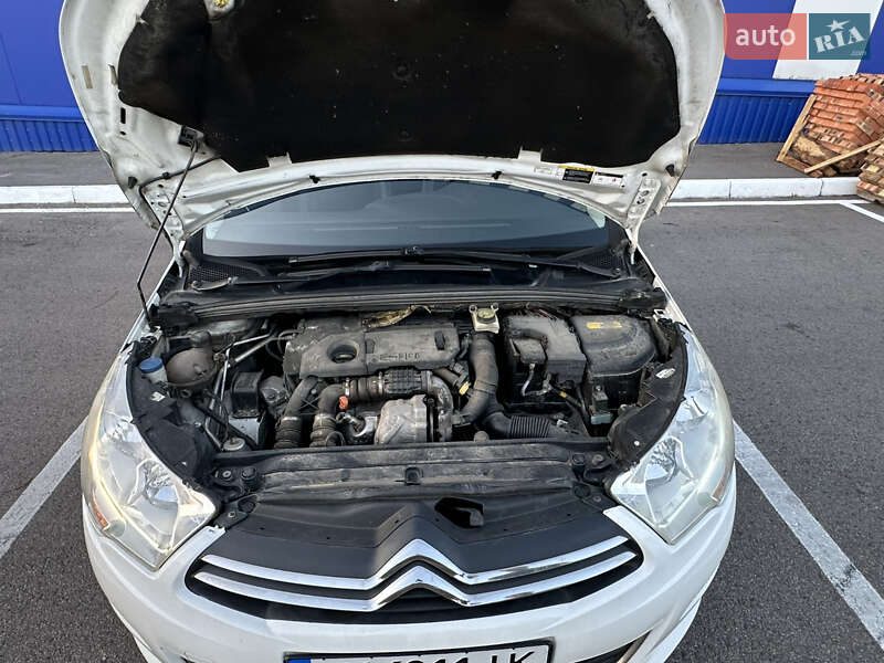 Хэтчбек Citroen C4 2012 в Ровно