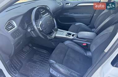 Хэтчбек Citroen C4 2013 в 