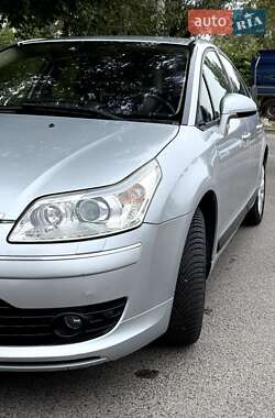 Хэтчбек Citroen C4 2005 в 