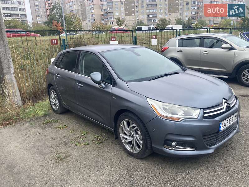 Хэтчбек Citroen C4 2011 в Киеве фото 4 Хэтчбек Citroen C4 2011 в Киеве