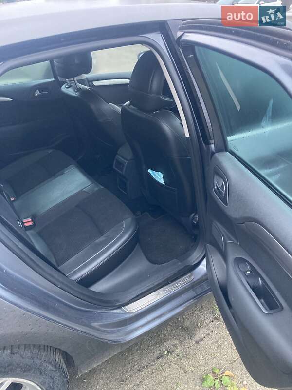 Хэтчбек Citroen C4 2011 в Киеве фото 6 Хэтчбек Citroen C4 2011 в Киеве