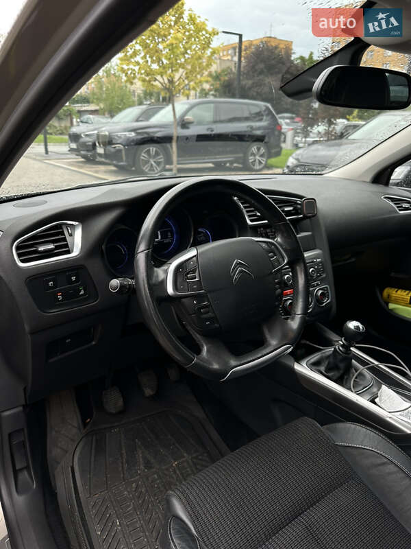 Хетчбек Citroen C4 2011 в Ужгороді фото 9 Хетчбек Citroen C4 2011 в Ужгороді