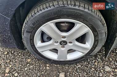 Хэтчбек Citroen C4 2011 в 