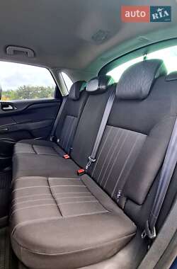 Хэтчбек Citroen C4 2011 в 