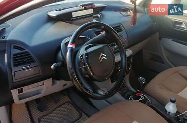 Хэтчбек Citroen C4 2006 в  фото 4 Хэтчбек Citroen C4 2006 в