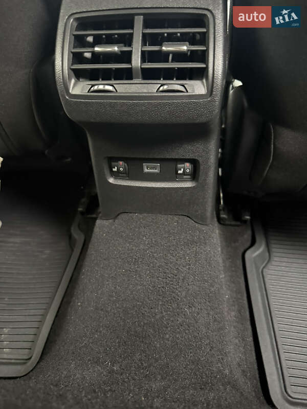 Хетчбек Citroen C4 2021 в Львові