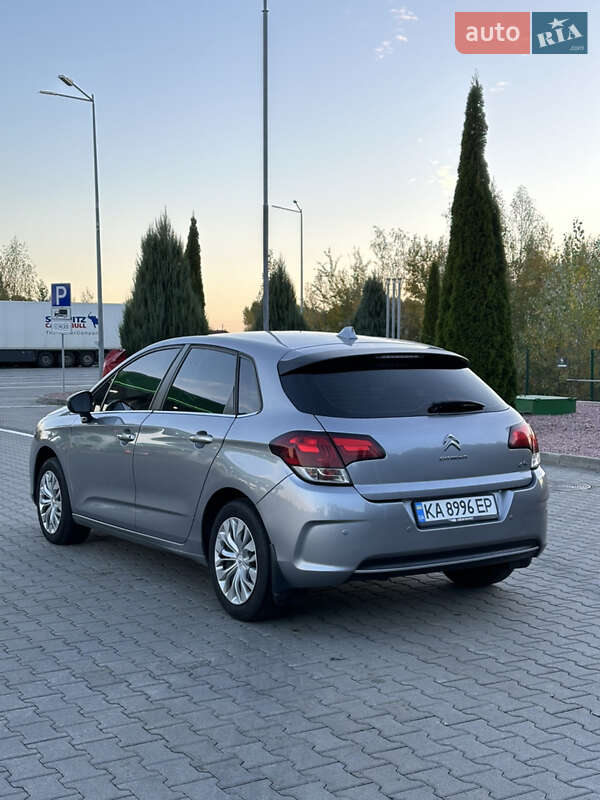 Хэтчбек Citroen C4 2017 в Киеве
