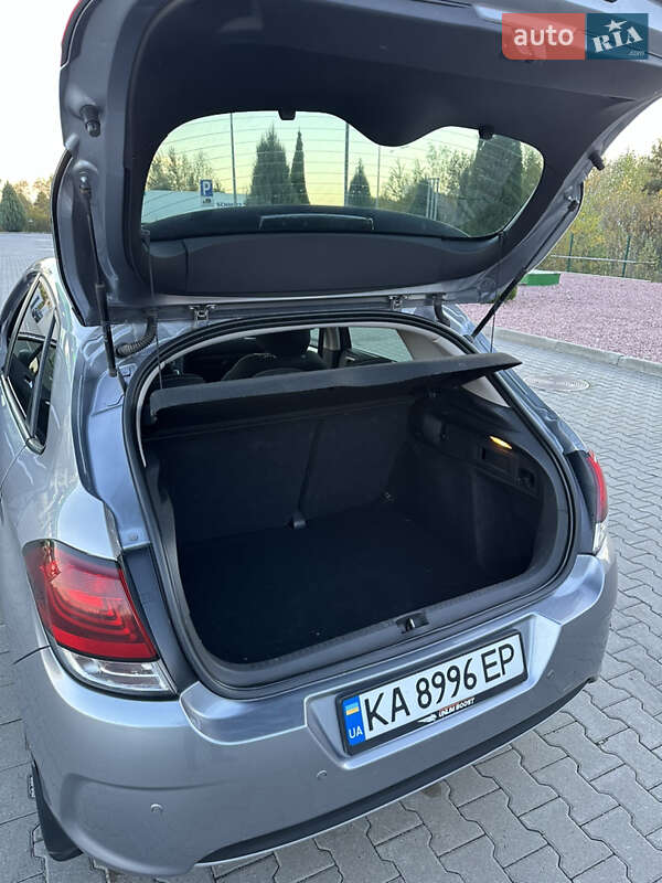 Хэтчбек Citroen C4 2017 в Киеве