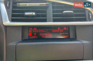 Хэтчбек Citroen C4 2012 в 