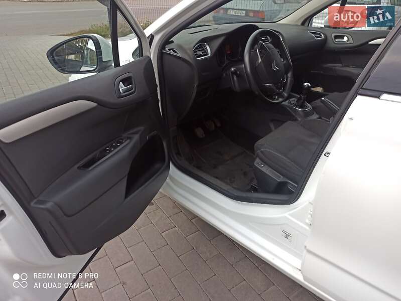 Хетчбек Citroen C4 2012 в Миргороді фото 19 Хетчбек Citroen C4 2012 в Миргороді