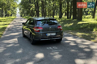 Хэтчбек Citroen C4 2012 в 