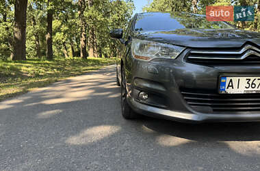 Хэтчбек Citroen C4 2012 в 