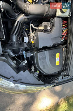 Хэтчбек Citroen C4 2012 в 