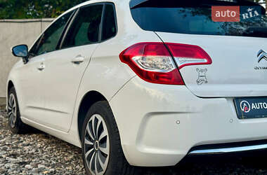 Хэтчбек Citroen C4 2012 в 