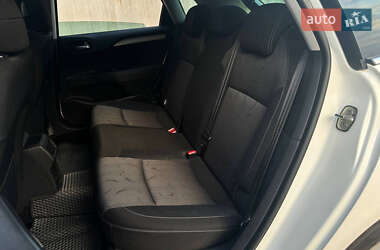 Хэтчбек Citroen C4 2012 в 