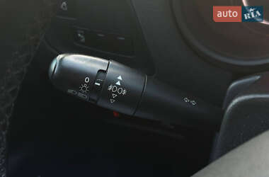 Хэтчбек Citroen C4 2012 в 