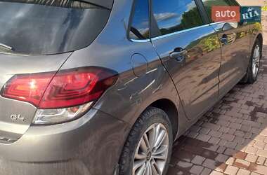 Хэтчбек Citroen C4 2016 в 